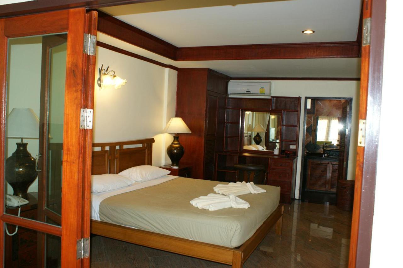Prince Edouard Apartments & Resort Sha Extra Plus Patong Luaran gambar