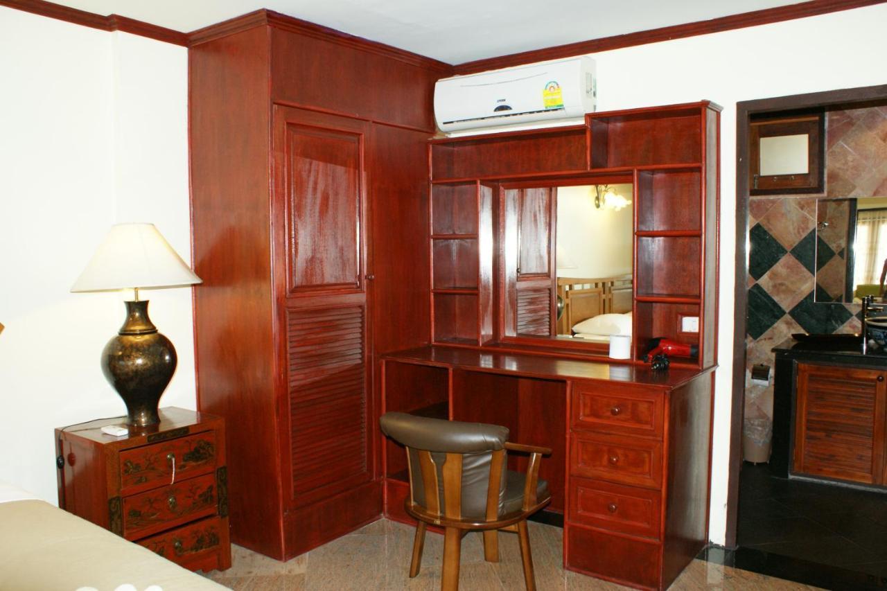 Prince Edouard Apartments & Resort Sha Extra Plus Patong Luaran gambar