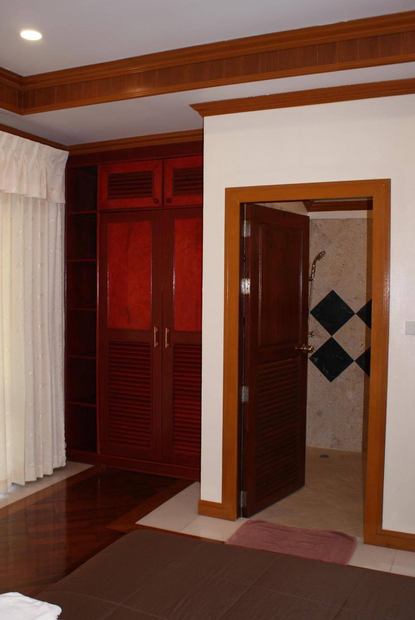 Prince Edouard Apartments & Resort Sha Extra Plus Patong Luaran gambar