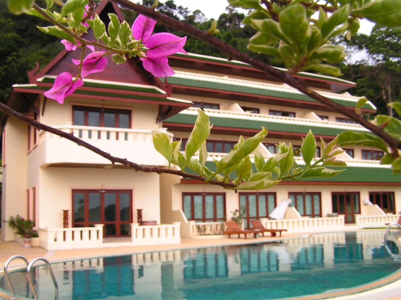 Prince Edouard Apartments & Resort Sha Extra Plus Patong Luaran gambar